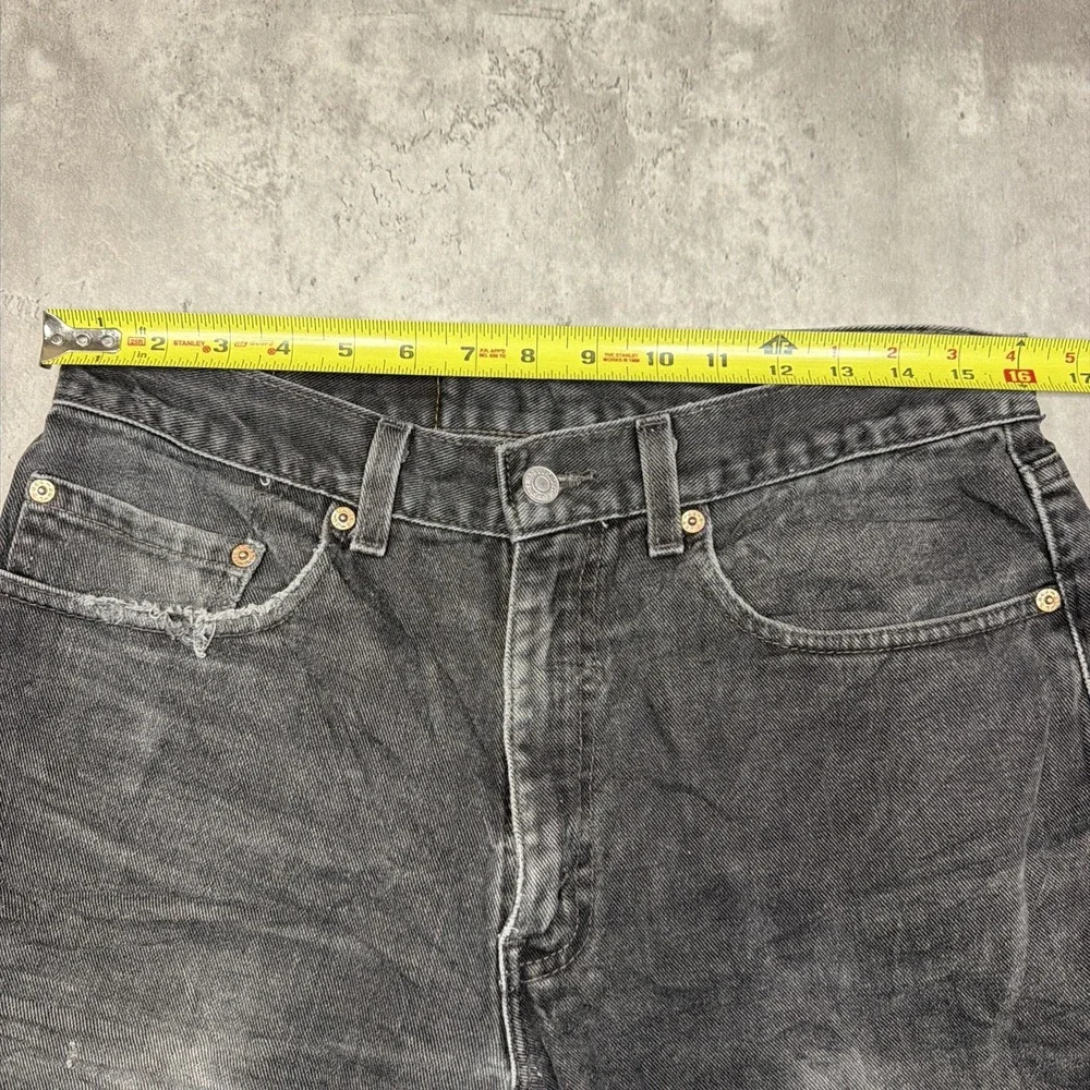 Vintage 90s Levi's 550 Relaxed Fit Jeans Men 33x30 Black Made in USA Grunge Work